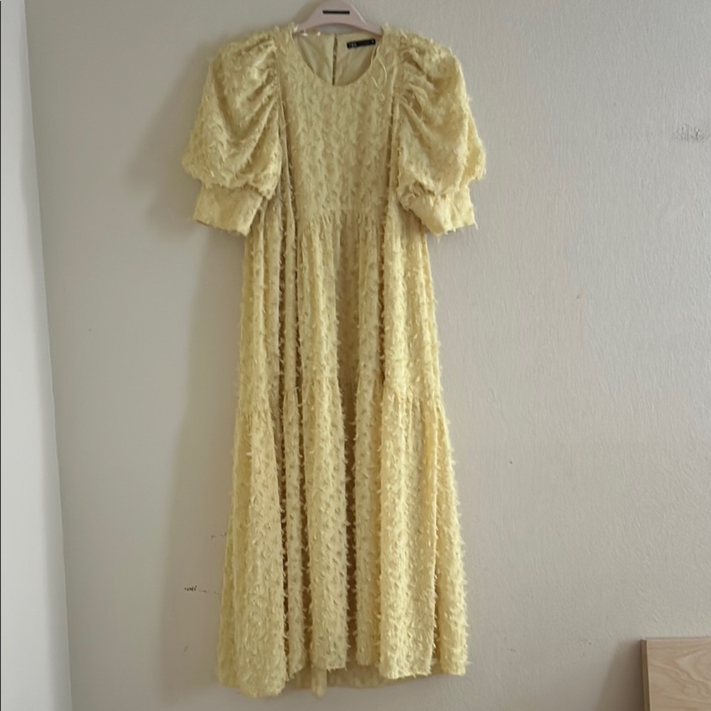 Zara Elegant Yellow Lace Dress